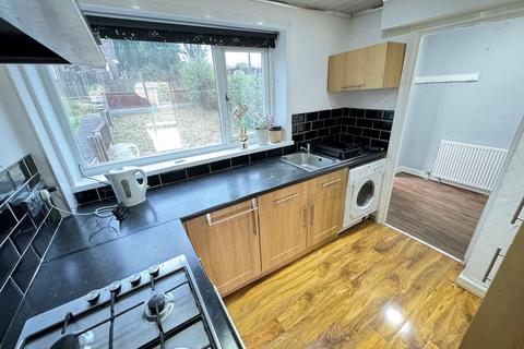 3 bedroom townhouse for sale, Hillside Walk, Blackburn