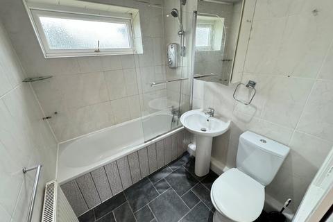 22 Hillside Walk, Blackburn, BB1 2BQ