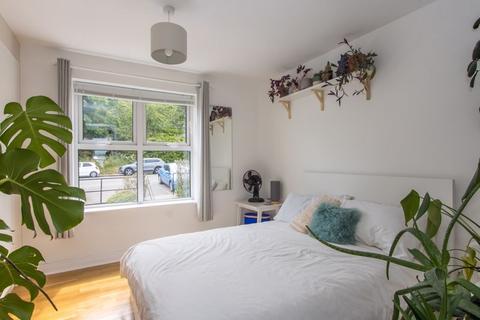 2 bedroom flat for sale, Llys yr Eglwys, St Augustines Road, Penarth