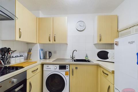 1 bedroom apartment for sale, Mudeford, BH23