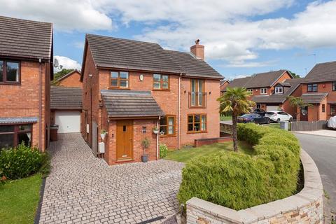 4 bedroom detached house for sale, Hollinshead Close, Scholar Green