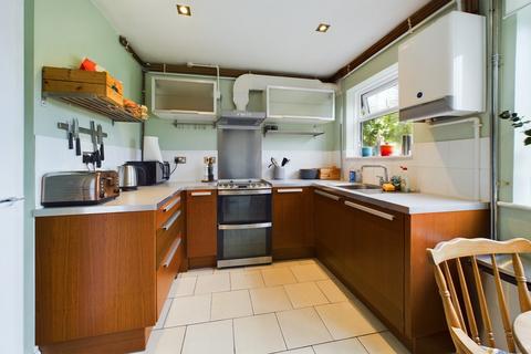 13 Weston Road, Lichfield, WS13 7NT