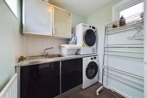13 Weston Road, Lichfield, WS13 7NT