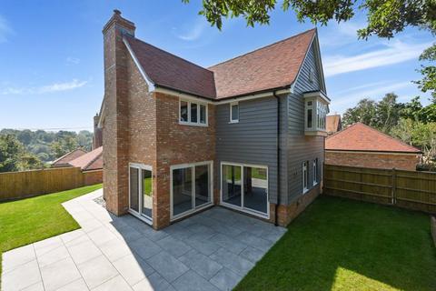 4 bedroom detached house for sale, Upper Walmer