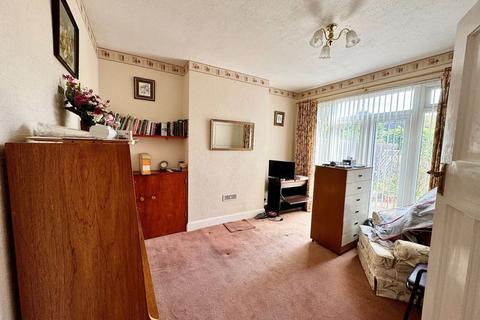 3 bedroom terraced house for sale, Milborough Crescent, London