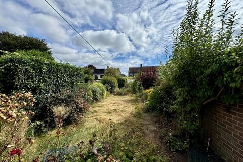 3 bedroom terraced house for sale, Milborough Crescent, London