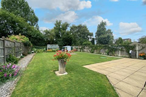 18 Lady Meadow Close, Denstone, Uttoxeter, ST14 5EY