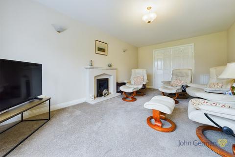 18 Lady Meadow Close, Denstone, Uttoxeter, ST14 5EY