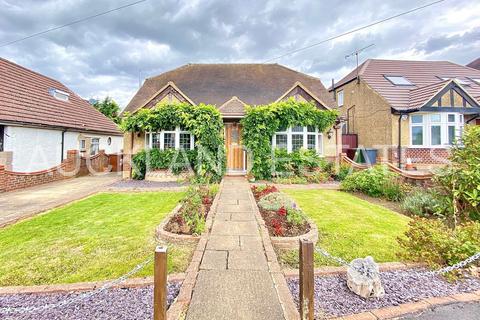 5 bedroom detached house for sale, The Walk, Potters Bar EN6