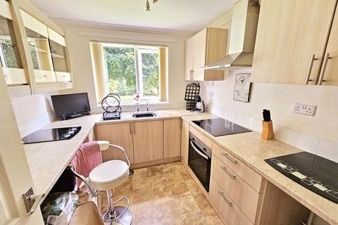 64 Lakeside Walk, Birmingham, B23 7YP