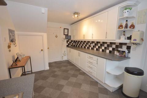 3a Balmoral Road, Widnes, WA8 9HE