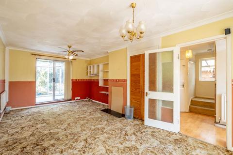 9 Barton Road, Chichester, PO19 3LJ