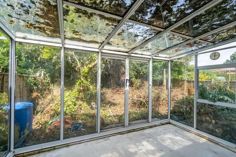 9 Barton Road, Chichester, PO19 3LJ