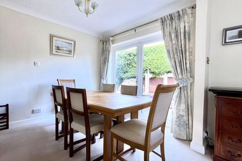28 Cerdic Close, Chard, TA20 1NR