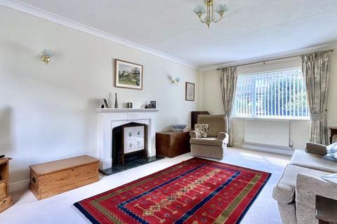 28 Cerdic Close, Chard, TA20 1NR