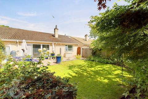 2 bedroom semi-detached bungalow for sale, St. Laurence Avenue, Brundall, Norwich