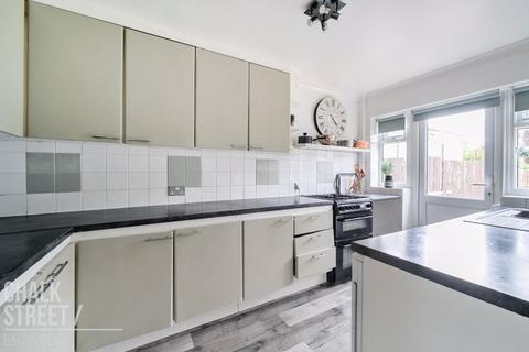 73 Harrow Crescent, Romford, RM3 7BJ