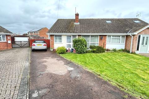 3 bedroom semi-detached bungalow for sale, Anbrook Crescent, Hucclecote, Gloucester