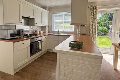 39 Bader Avenue, Churchdown, Gloucester, GL3 2JF