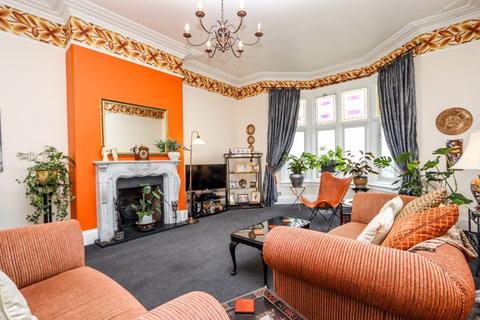 2 bedroom apartment for sale, Jesmond Road, Clevedon