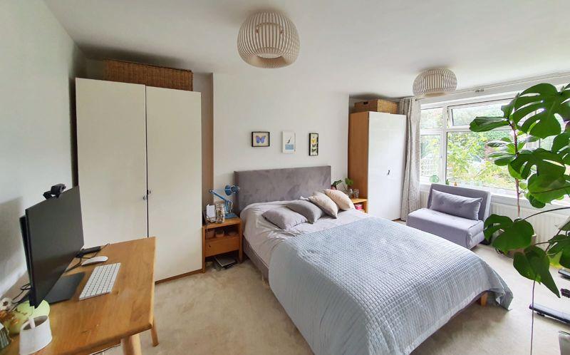 Double bed