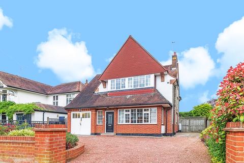 4 bedroom detached house for sale, Holloways Lane