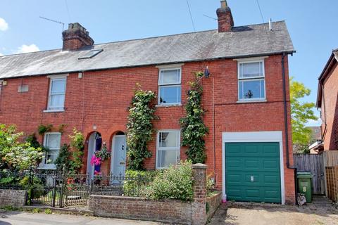 8 Albion Road, Chalfont St Giles, HP8 4EW