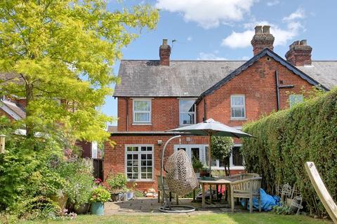 8 Albion Road, Chalfont St Giles, HP8 4EW