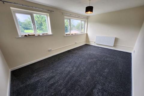 2 bedroom flat to rent, Enville Road, Kingswinford DY6