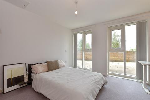 2 bedroom ground floor flat for sale, Dunedin Road, Leyton