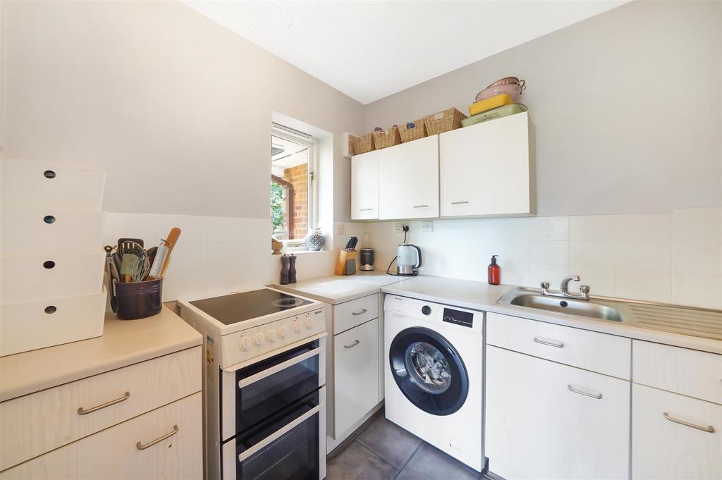 Flat 7, Hamilton Court - sws Zc Txaqsi OVu Ip GNQj.jpg