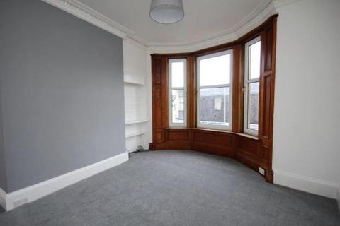 2 bedroom flat to rent, Largs, Largs KA30