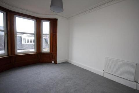 2 bedroom flat to rent, Largs, Largs KA30