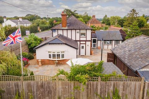 3 bedroom detached house for sale, Cranbrook Road, Frittenden, Kent, TN17 2BT