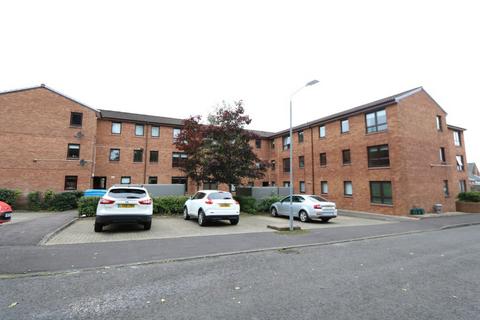 2 bedroom flat to rent, Stonefield Park, Paisley, PA2