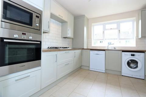 3 bedroom flat to rent, Dorchester Place, Glasgow, Glasgow City, G12