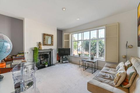 1 bedroom flat for sale, Wandsworth Road, Clapham, London, SW8