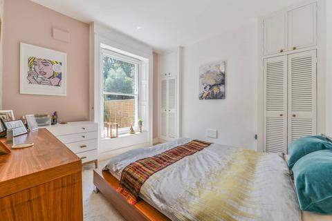 1 bedroom flat for sale, Wandsworth Road, Clapham, London, SW8