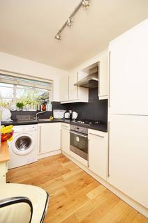 2 bedroom maisonette to rent, Ossulton Way, Hampstead Garden Suburb, London, N2