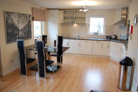 2 bedroom flat to rent, Queens Crescent, Kepplestone, Aberdeen, AB15