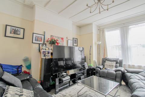 3 bedroom end of terrace house for sale, Beckford Road, Croydon, CR0