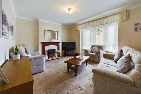 2 bedroom flat for sale, Corkerhill Road, Glasgow G52