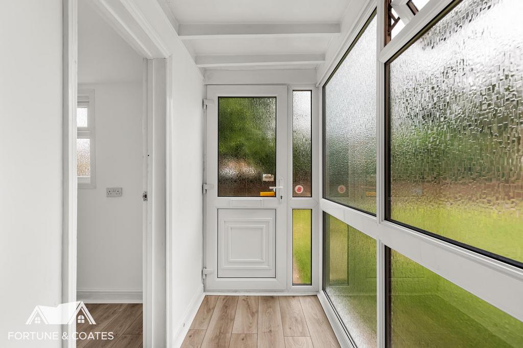 Parsonage Leys 2.jpg