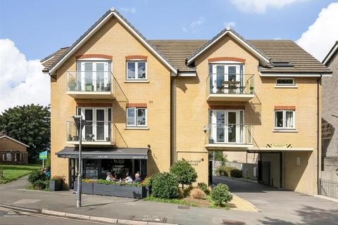 2 bedroom apartment for sale, Chaldon Road, Caterham CR3