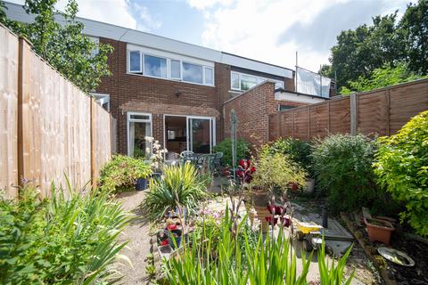 3 bedroom terraced house for sale, Sanders Lane, Mill Hill