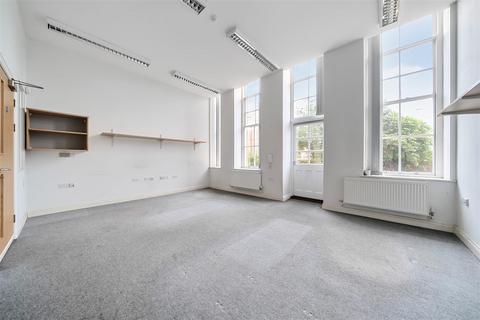 7, Victory House Dean Clarke Gardens, Exeter, EX2 4AA