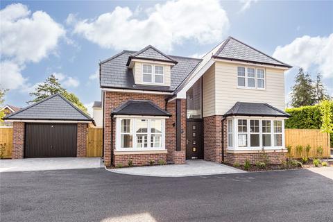 4 bedroom detached house for sale, Oaks Drive, Ringwood BH24