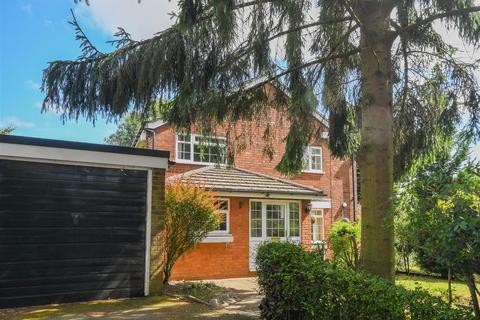 30 The Pavement, Brewood, Stafford, ST19 9BZ