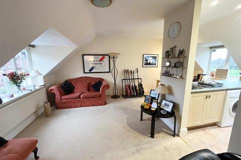 2 bedroom apartment to rent, Arderne Place, Alderley Edge, Cheshire