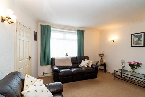 2 bedroom end of terrace house for sale, Lemsford Court, Borehamwood WD6